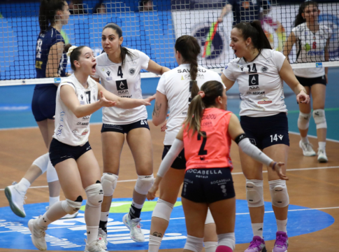 Α.Ο. Θήρας – ΑΕΚ 3-0: Προβάδισμα για την τρίτη θέση…