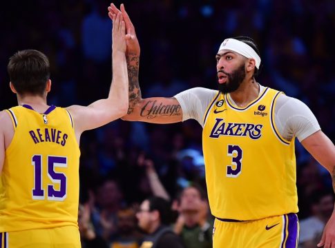 Μπακς – Λέικερς 124-128: Πέρασαν από το Μιλγουόκι οι Λέικερς με κορυφαίο Ντέιβις, παρά το triple-double του Αντετοκούνμπο