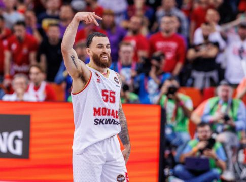 MVP της Euroleague για τον Φεβρουάριο ο Μάικ Τζέιμς (vid)