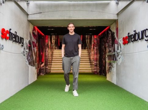 Η Φράιμπουργκ ανακοίνωσε τον αντικαταστάτη του Κρίστιαν Στράιχ (pic)