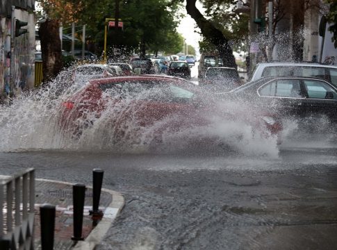 Συναγερμός για την κακοκαιρία: Θα πέσει νερό που πέφτει σε 3 μήνες – «Προσοχή στη Θεσσαλία»