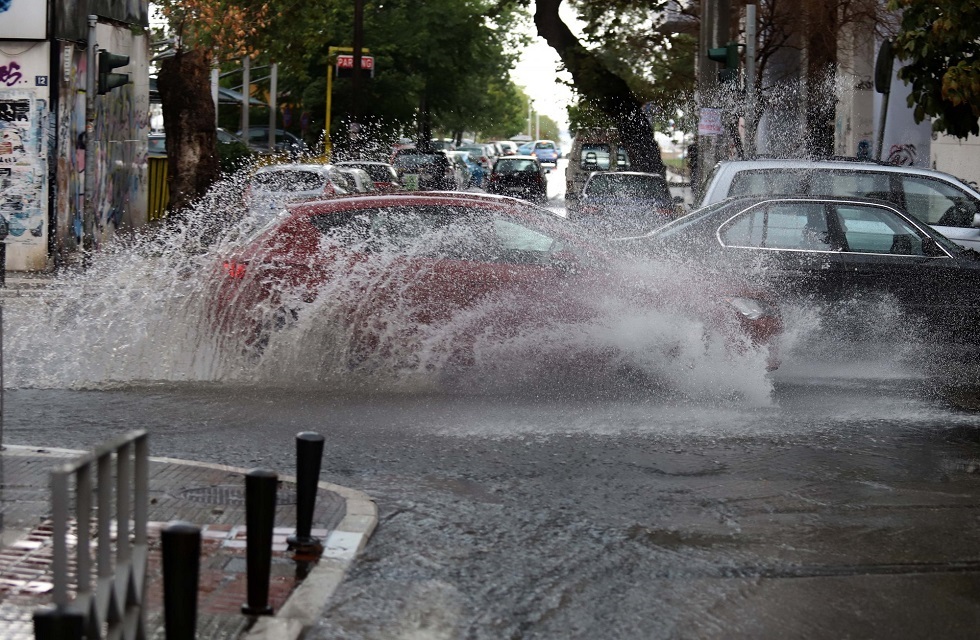 Συναγερμός για την κακοκαιρία: Θα πέσει νερό που πέφτει σε 3 μήνες – «Προσοχή στη Θεσσαλία»