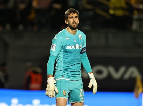 Άρης: Νοκ άουτ ο Κουέστα