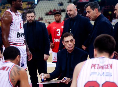 Τα είπε όλα ο Μπαρτζώκας: «Γράφουν για μένα άνθρωποι που κάνουν τρία ορθογραφικά λάθη στη λέξη Καλαμάτα» (vid)