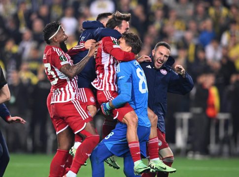 Συγκλονιστικό βίντεο: Όλη η θρυλική πορεία του Ολυμπιακού έως τους «4»!