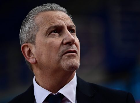 Ζούρος: «Είναι σαν να είμαστε σε προετοιμασία και δεν είναι ωραίο για τους παίκτες» (Vid)