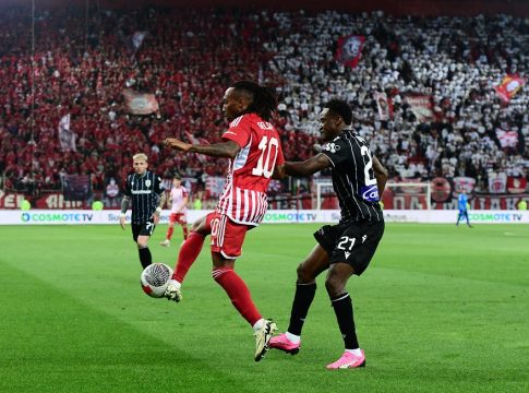 «Μηχανή» των γκολ ο Ολυμπιακός: Οι τρεις διψήφιοι, το double-double και η πολυφωνία