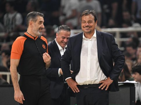 Τα έβαλε με την διαιτησία ο Αταμάν…