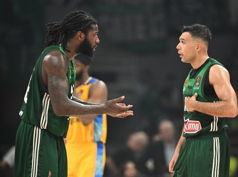 Οι αθλητικές μεταδόσεις της ημέρας (25/4): Πού θα δείτε Παναθηναϊκός-Μακάμπι και Μπράιτον-Σίτι