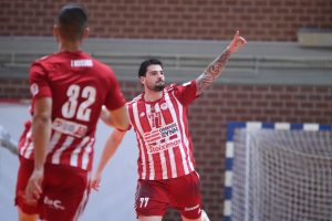 Olympiakos - Ferencvaros 39-32: Megas Trilos beat Ferencvaros 