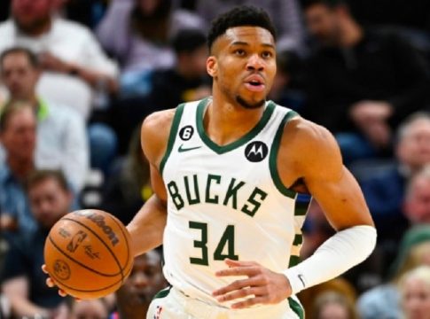 Μπακς: Eπίσημα εκτός του Game 1 με τους Πέισερς ο Αντετοκούνμπο (pic)