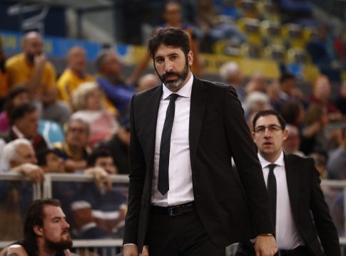 Σοκ στη Βαλένθια: Η σαραντάρα από τη Βιλερμπάν έστειλε τον Μούμπρου στο ταμείο ανεργίας
