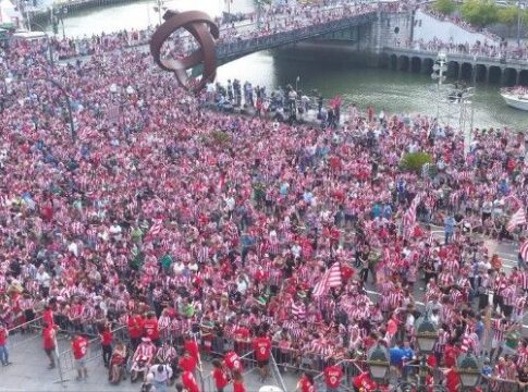 Απίστευτες εικόνες από την υποδοχή των φίλων της Αθλέτικ Μπλιμπάο για την κατάκτηση του Κυπέλλου (vid)
