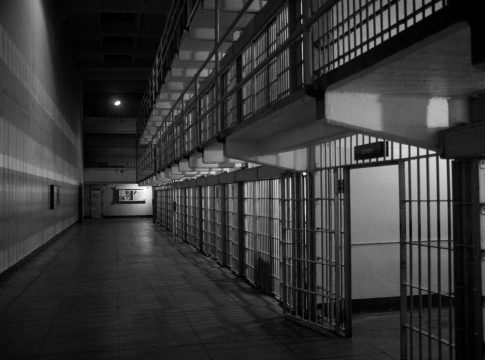 Θεσσαλονίκη: Ο υπερπληθυσμός στις φυλακές φέρνει καταδίκες για παραβίαση της Σύμβασης Δικαιωμάτων του Ανθρώπου