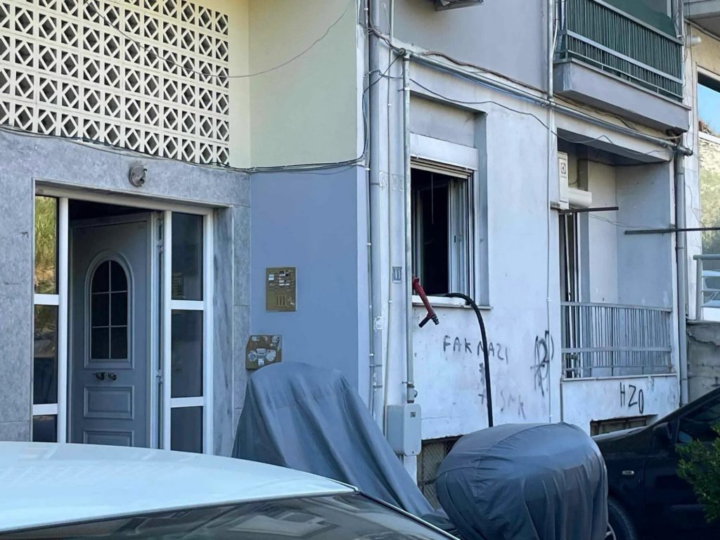 Πυρκαγιά σε διαμέρισμα στη Θεσσαλονίκη – Απεγκλωβίστηκαν πέντε ανήλικα