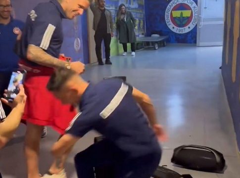 Το ζεϊμπέκικο του Αλεξανδρόπουλου, το βίντεο του Φορτούνη και το… κομπολόι του Πασχαλάκη (vid)