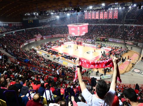 ΕΗF European Cup: Η μεταμόρφωση του ΣΕΦ για τις ανάγκες του τελικού μεταξύ Ολυμπιακού και Βάλουρ (vid)