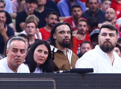 Στο ΣΕΦ ο Μπρουκς των Ρόκετς για το Ολυμπιακός-Μπαρτσελόνα