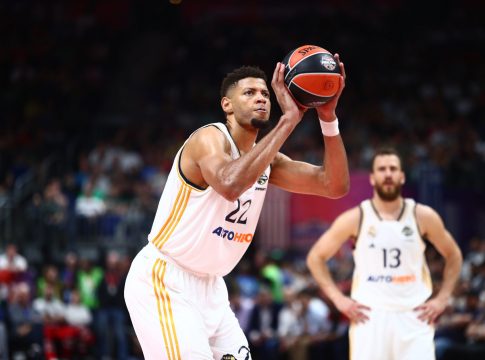 Tαβάρες: «Είμαστε πολύ κοντά στον τίτλο – Να μπούμε συγκεντρωμένοι από την αρχή στον τελικό»