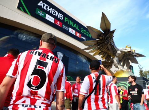 Ολυμπιακός: Πανό από κάθε γωνιά του κόσμου