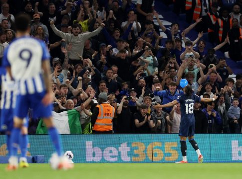 Διπλό Ευρώπης για την Τσέλσι (1-2) – Εκτροχίασε τη Νιούκαστλ η Γιουνάιτεντ (3-2)