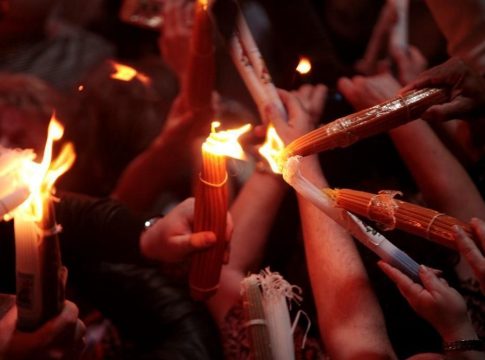 Άγιο Φως: Πώς θα μεταφερθεί εγκαίρως το Μεγάλο Σάββατο σε όλη τη χώρα