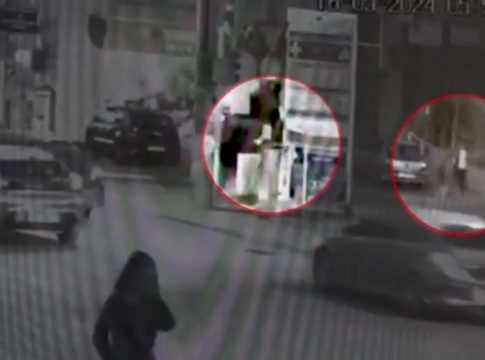 Ντοκουμέντο από τη γυναικοκτονία στο Μενίδι – Η στιγμή που ο δράστης συναντά το θύμα του