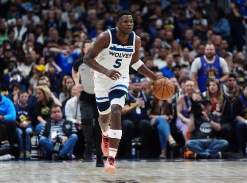 Έντουαρντς: «Με συγκρίνουν με τον Τζόρνταν, αλλά εγώ έχω τρίποντο»