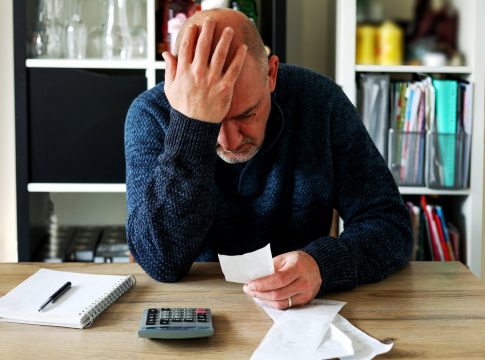 Στο 2,3% μειώθηκε ο πληθωρισμός στην Ελλάδα τον Μάιο – Στο 2,6% αυξήθηκε στην ευρωζώνη