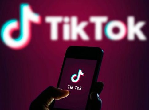 Ακόλουθος των ΗΠΑ και στο TikTok η Ευρώπη; – Στο «τραπέζι» η απαγόρευσή του