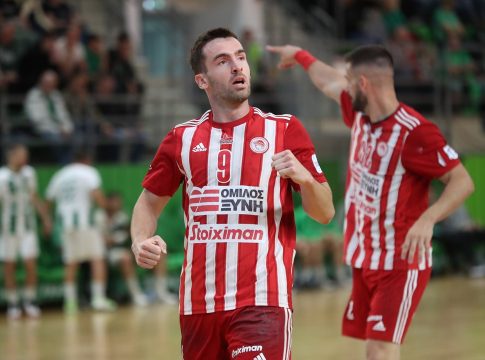 Βάλουρ – Ολυμπιακός 30-26: Όλα είναι στο χέρι του