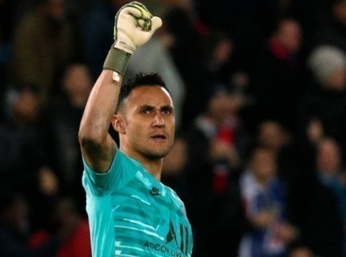 Ο Νάβας αποχαιρέτησε την Παρί