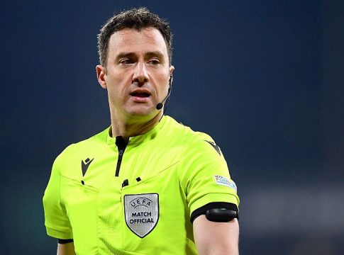 Αυτός είναι ο διαιτητής του Ολυμπιακός – Άστον Βίλα – Το παρελθόν με τους Ερυθρόλευκους (vid)