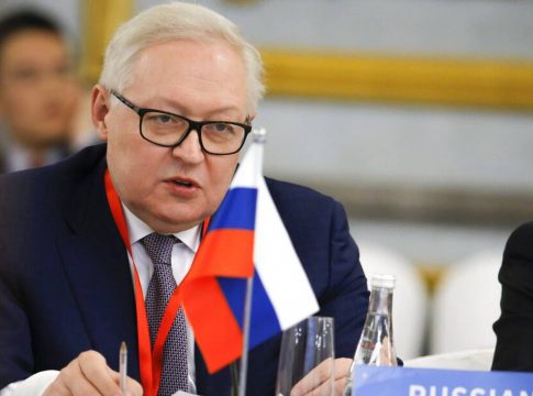 Ρωσία: Κλιμακώνει για την Ουκρανία – Απειλεί τη Δύση με «τραγικές και μοιραίες» συνέπειες