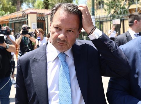 Απόστολος Λύτρας: «Καίει» τον ποινικολόγο το υπόμνημα της συζύγου του – Οι πιέσεις που δέχτηκε για να μην αποκαλύψει τον ξυλοδαρμό της