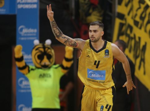 Ο Άρης ανακοίνωσε την παραμονή του Τολιόπουλου με ένα χιουμοριστικό βίντεο (vid)