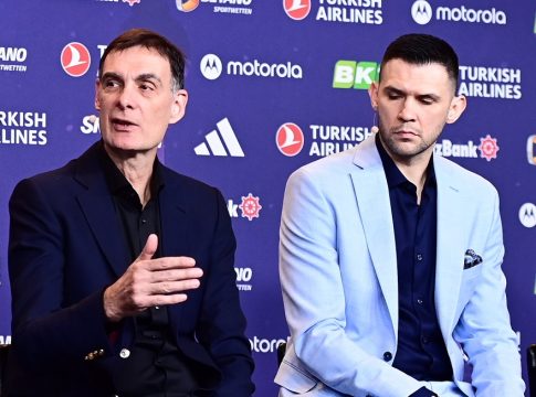 Μπαρτζώκας-Παπανικολάου: Οι «τρελοί» πανηγυρισμοί στο γκολ του Ελ Κααμπί (vid)