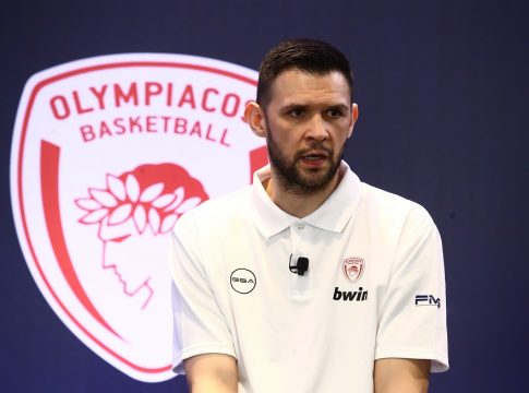 Παπανικολάου: «Το πλεονέκτημα έδρας είναι σημαντικό κυρίως στο τελευταίο ματς»