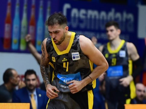 Άρης: Συνεχίζονται οι συζητήσεις για την ανανέωση συμβολαίου του Τολιόπουλου