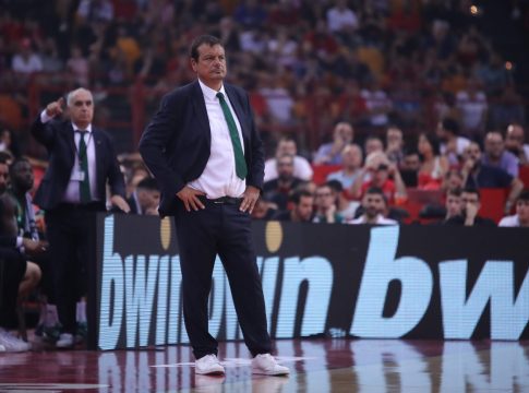 Αταμάν: «Αυτά είπαμε στο ημίχρονο και γυρίσαμε το παιχνίδι»