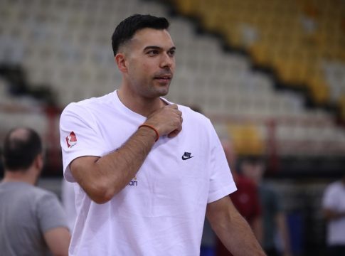 Σλούκας: «Η θέλησή μου να βοηθήσω την Εθνική είναι πολύ μεγάλη»