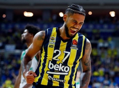 «Μια ανάσα από τον Ολυμπιακό, ο Ντόρσεϊ»