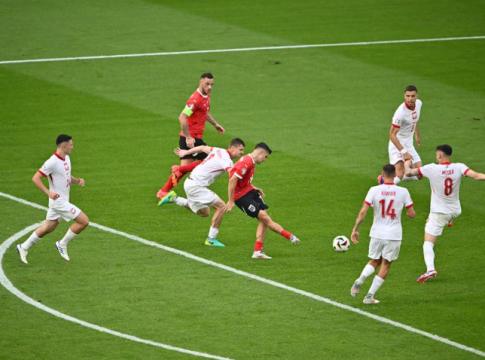 Προηγούνται ξανά οι Αυστριακοί με τον Μπαουμγκάρτνερ (vids)