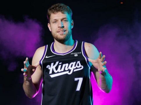 Αλλιώς τα λένε οι Ράπτορς: «Δεν φεύγει ο Βεζένκοφ»- Η λεπτομέρεια με τις πραγματικές αποδοχές του για τη σεζόν που έρχεται