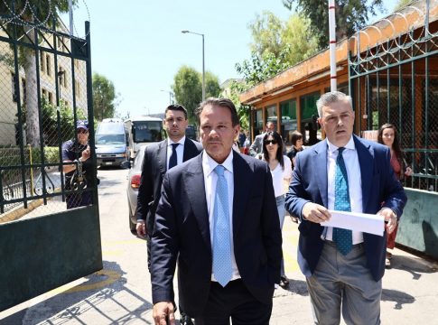 Αναζητείται για να συλληφθεί στο πλαίσιο του Αυτοφώρου ο Λύτρας – Μηνύσεις κατέθεσε η 37χρονη