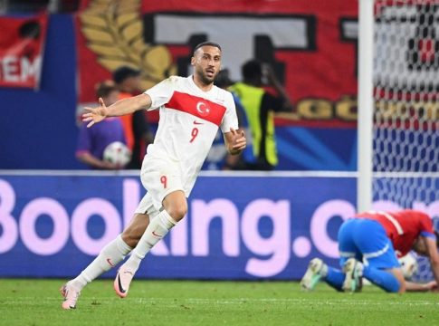 Τσεχία – Τουρκία 1-2: Με… φόρα στα νοκ άουτ η ομάδα του Μοντέλα