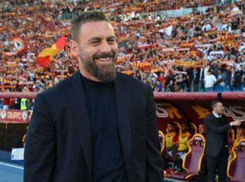 Eπίσημο: Προπονητής της Ρόμα μέχρι το 2027 ο Ντε Ρόσι (vid)