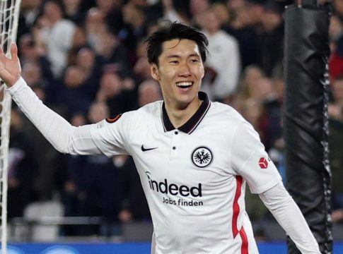 Παίρνει τον Καμάντα η Κρίσταλ Πάλας