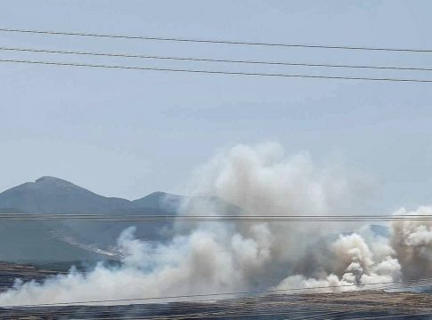 Φωτιά στο Αλποχώρι Πύργου: Νεκρός άνδρας στη Μυρτιά