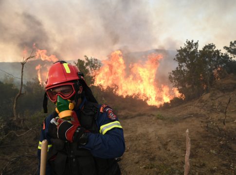 Φωτιά: Ακραίος κίνδυνος εκδήλωσης και εξάπλωσης την Παρασκευή – Οι περιοχές που βρίσκονται στο «κόκκινο»